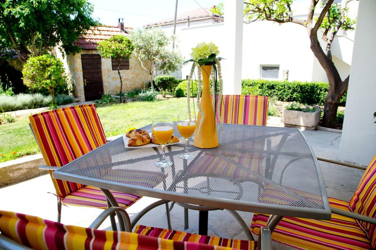 Apartman Topic Apartment Kastela Exterior photo